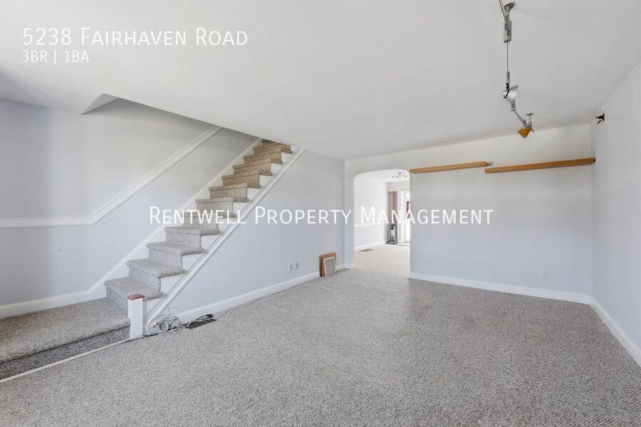 5238 Fairhaven Rd - Photo 2 of 26