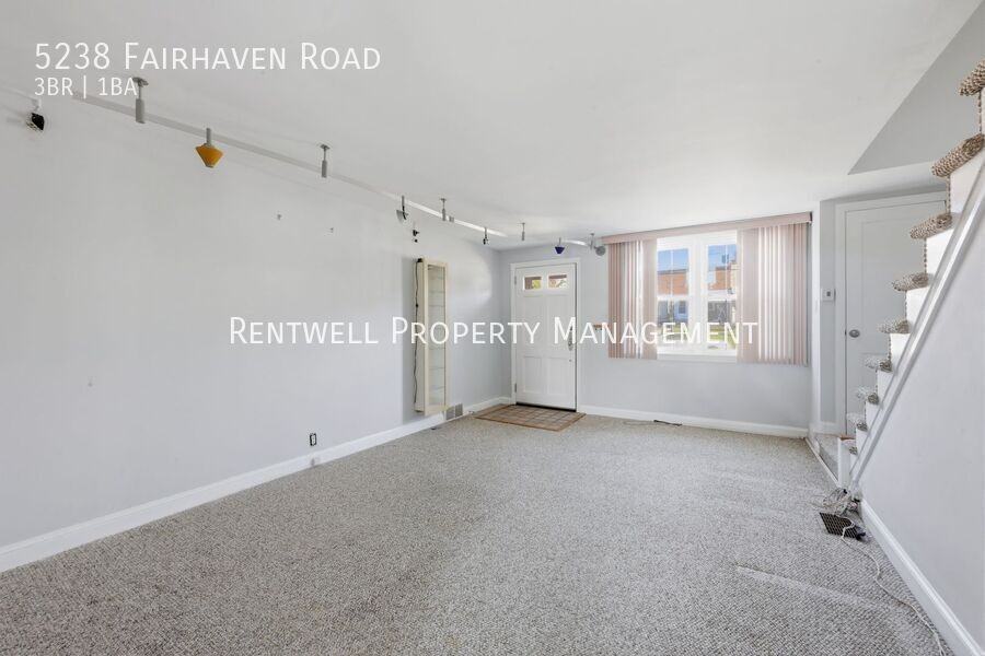 5238 Fairhaven Rd - Photo 4 of 26