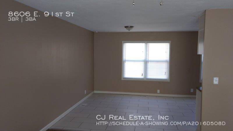 8606 E 91st St #8606 - Photo 2 of 10