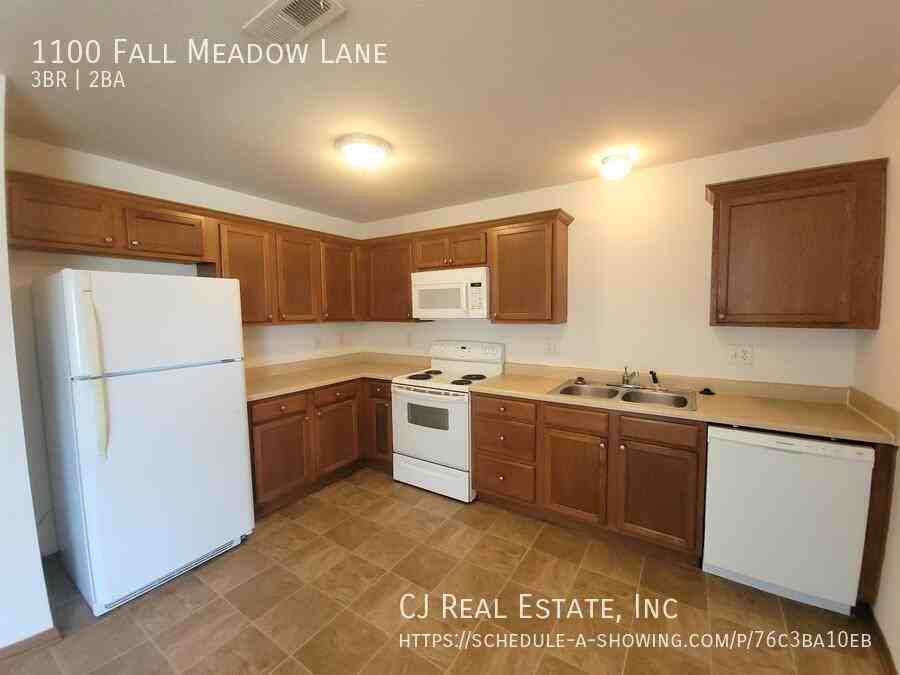 1100 Fall Meadow Ln - Photo 3 of 9