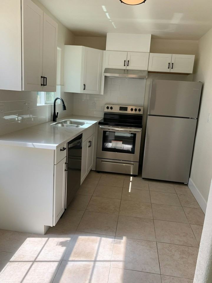 260 Buchanan Street, Unit 260 - Photo 7 of 19