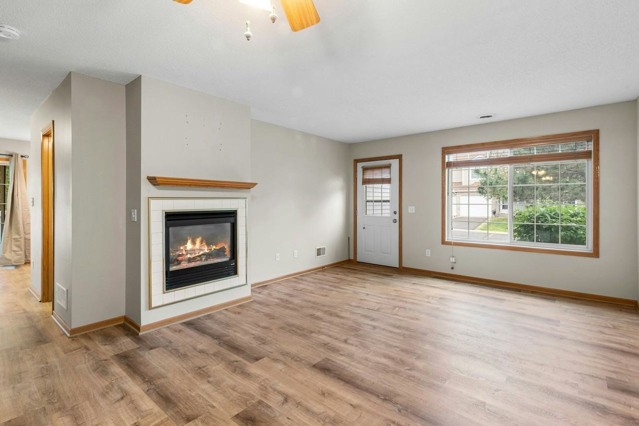 15716 Flackwood Trail - Photo 2 of 18