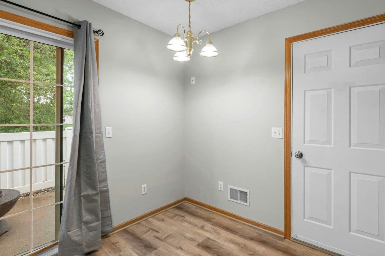 15716 Flackwood Trail - Photo 5 of 18