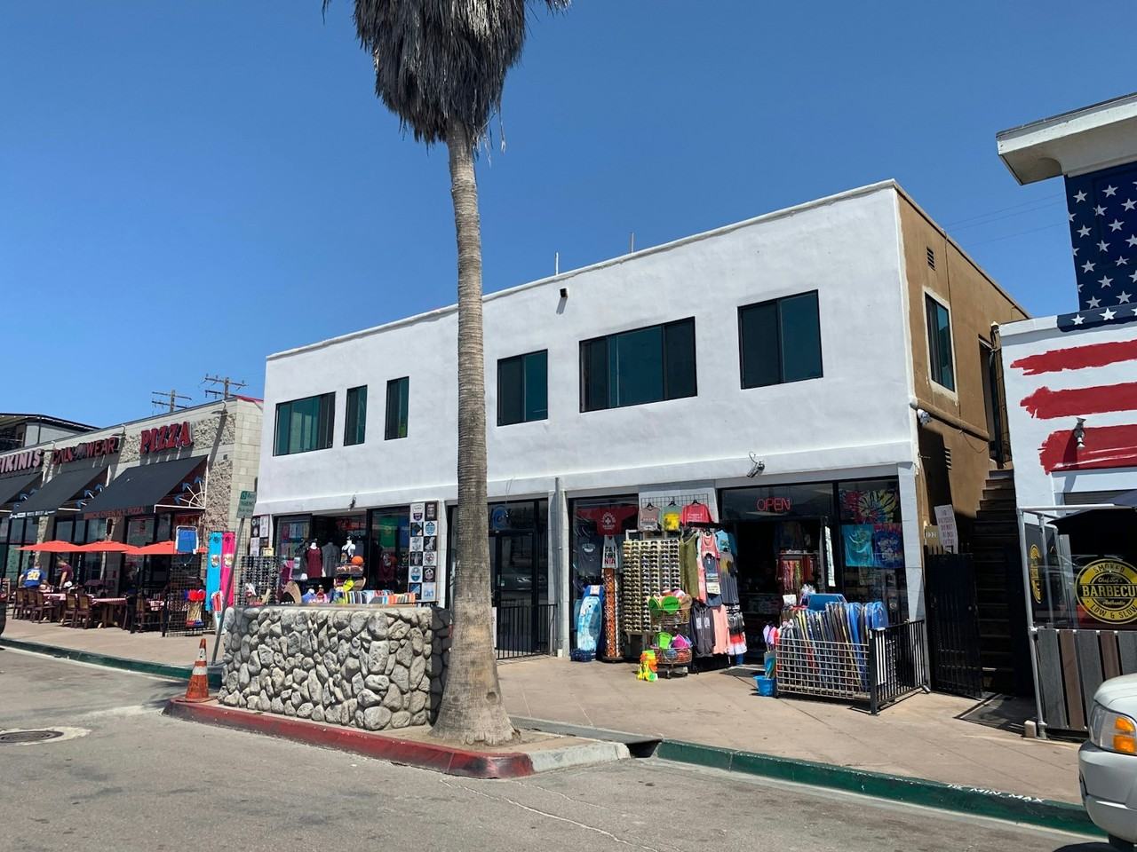 732 Ventura Place, Unit 7 - Photo 5 of 19