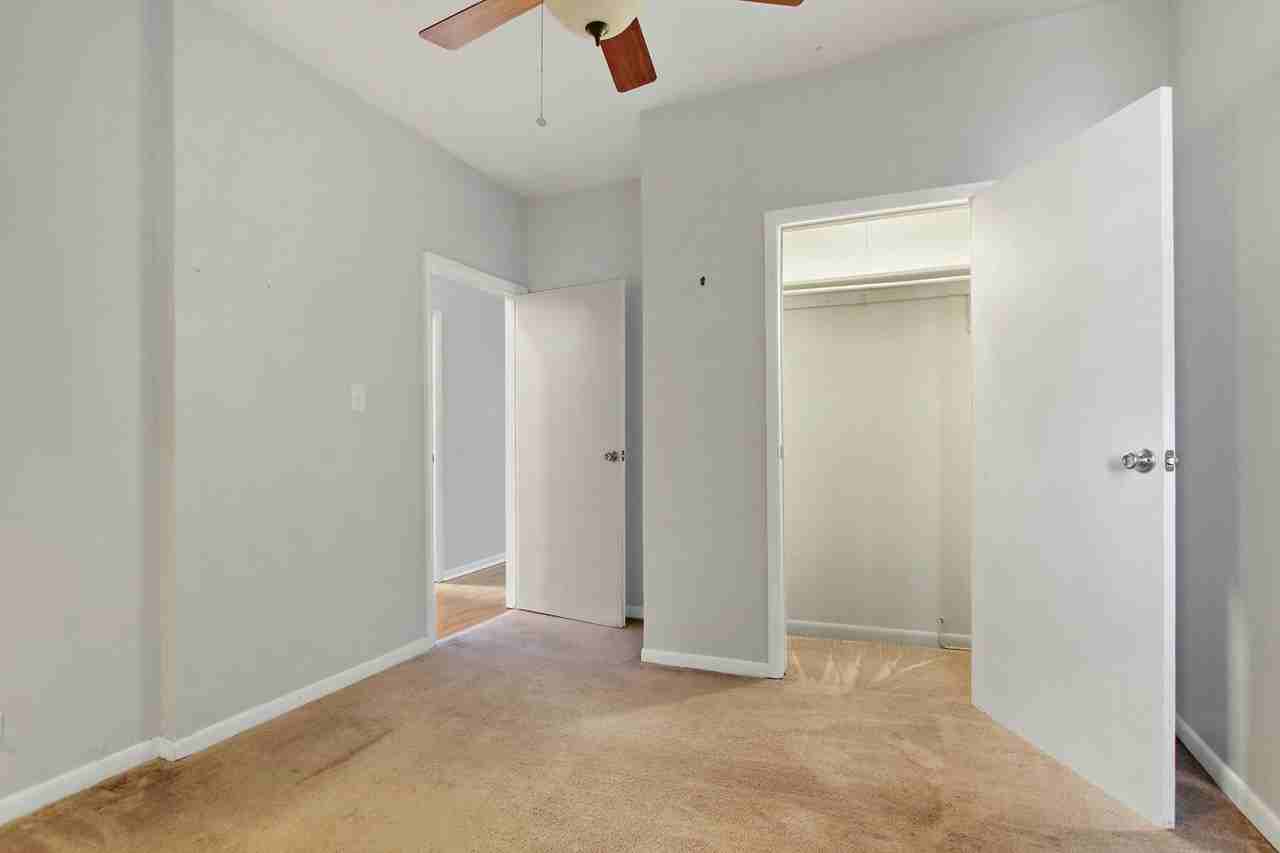 4040 South Wabash Avenue, Unit 2 - Photo 4 of 8