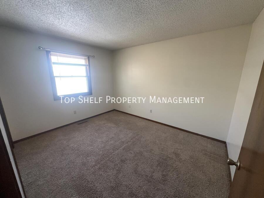 2017 64th St - Photo 6 of 11