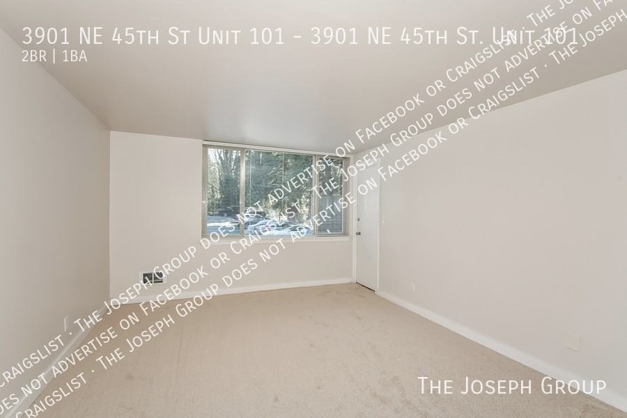 3901 Ne 45th St Apt 101 - Photo 3 of 16