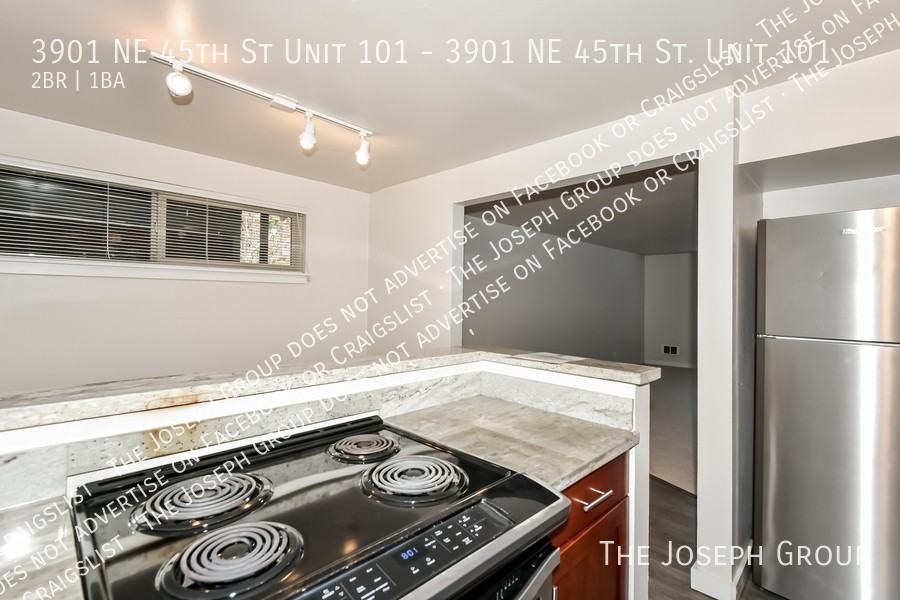 3901 Ne 45th St Apt 101 - Photo 6 of 16
