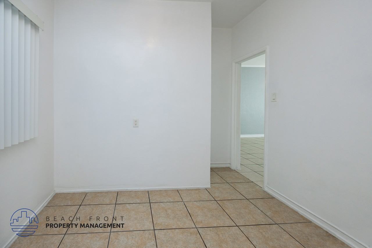 1430 Elm Avenue - Photo 5 of 13