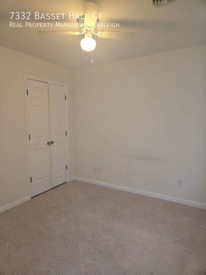 7332 Bassett Hall Ct - Photo 4 of 14