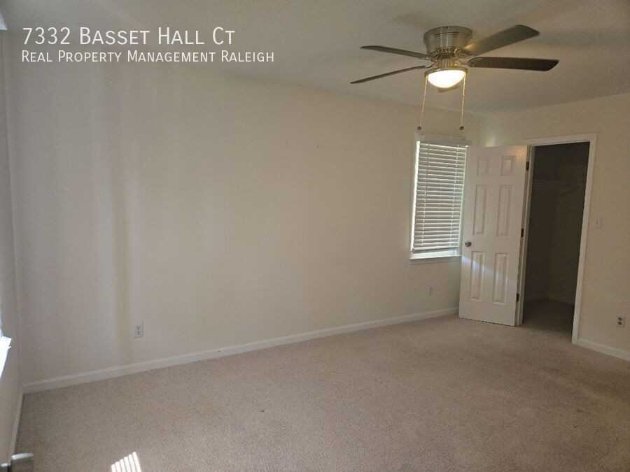 7332 Bassett Hall Ct - Photo 6 of 14