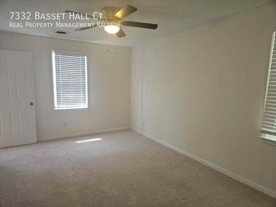 7332 Bassett Hall Ct - Photo 7 of 14