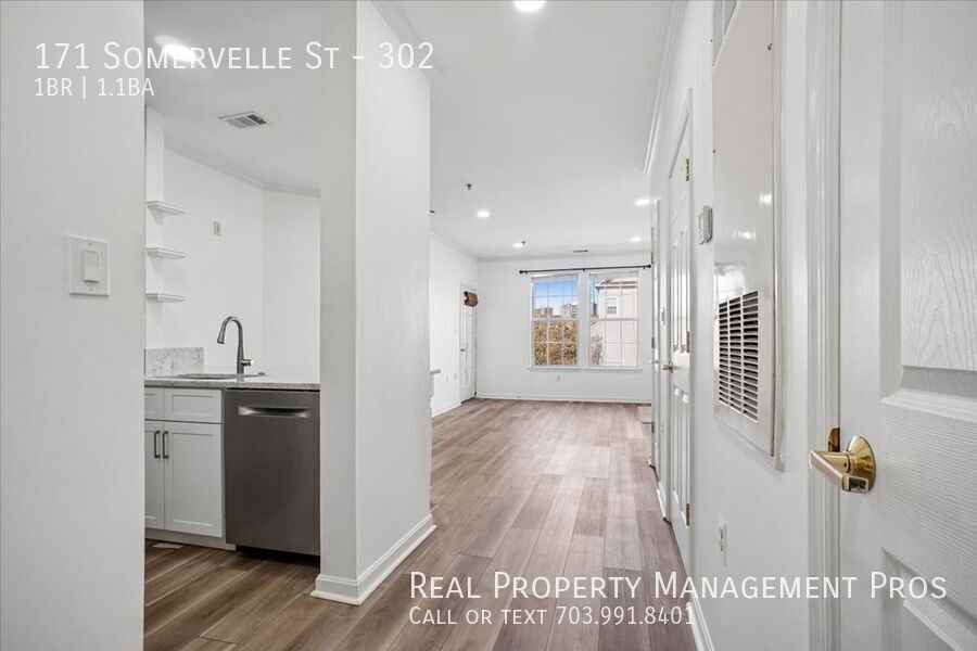 171 Somervelle St #302 - Photo 7 of 50