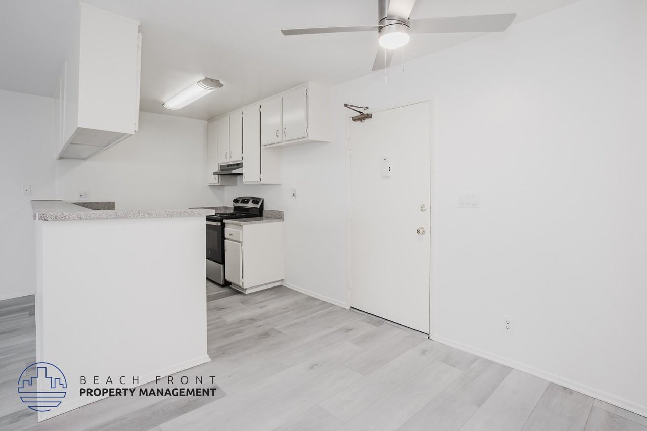 3415 Linden Ave. - Photo 3 of 19