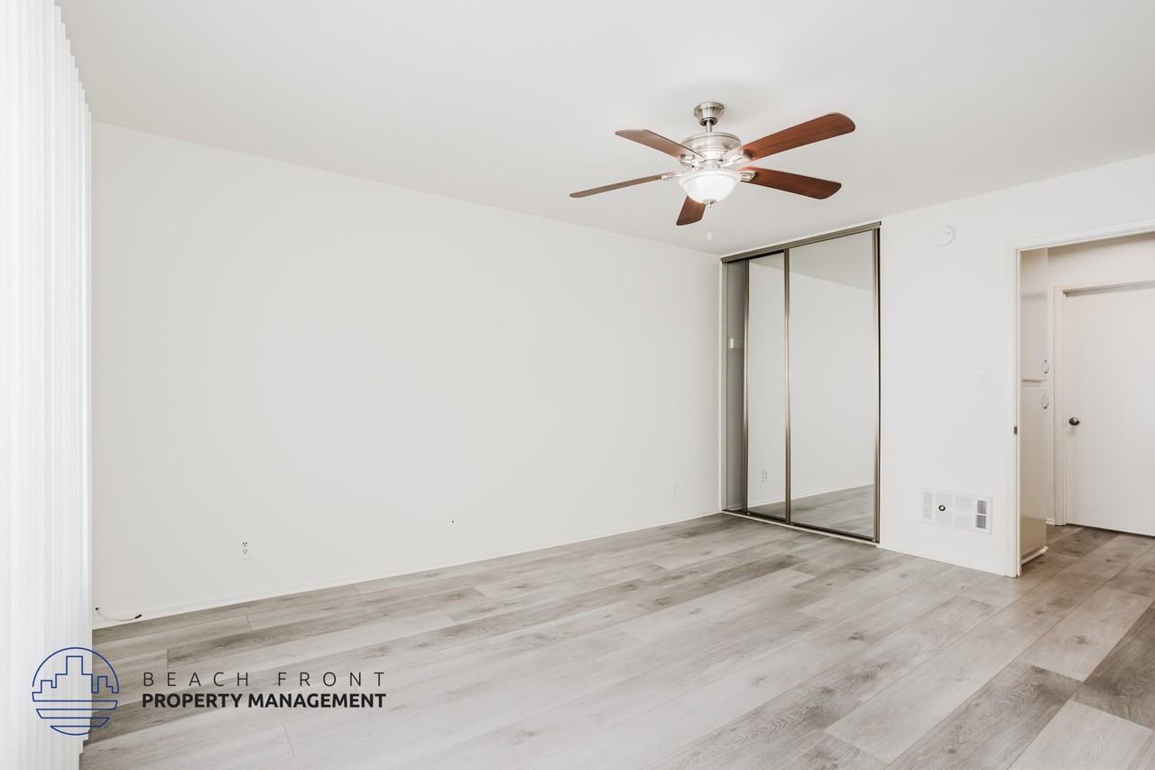 3415 Linden Ave. - Photo 5 of 19