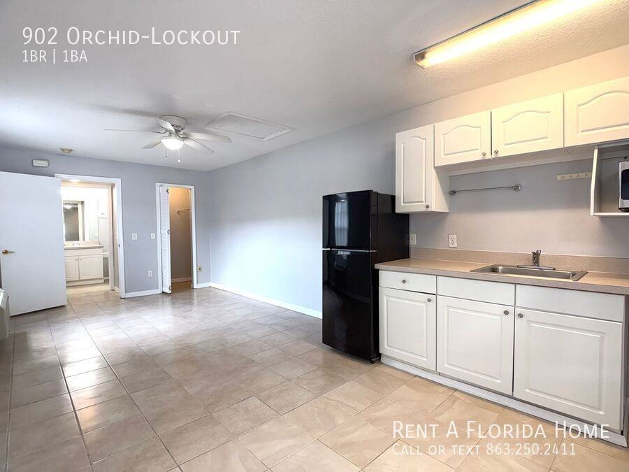 ORCHID-LOCKOUT & - Photo 7 of 15