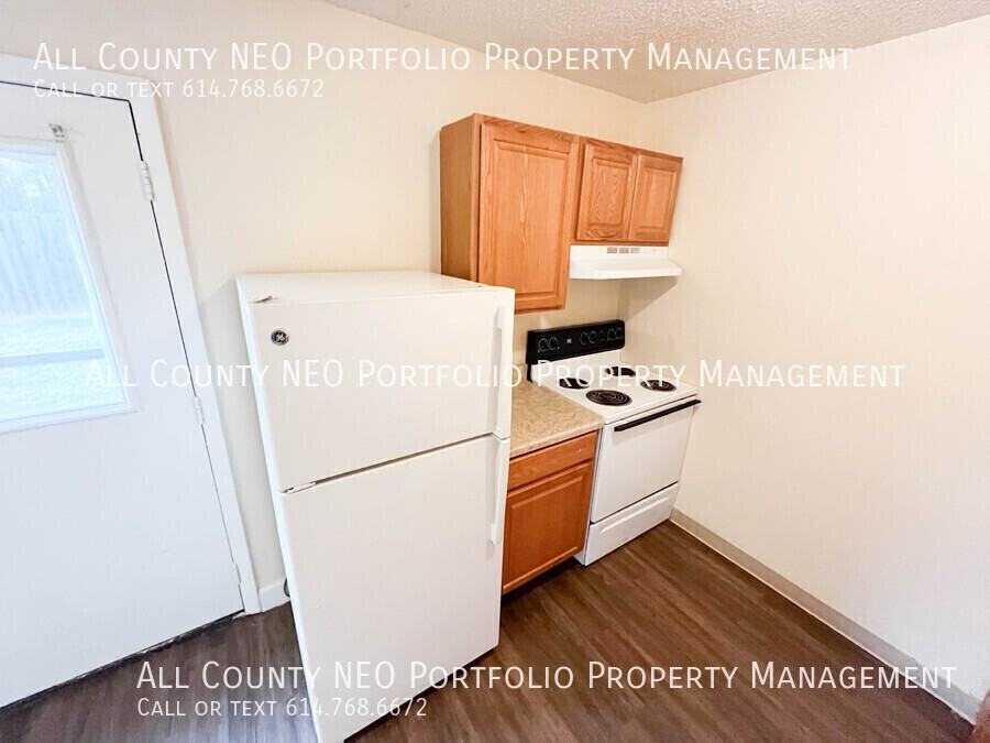 935 S Court St #14 - Photo 6 of 11