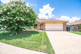 3301 Dorothy Jane Dr - Photo 1 of 1