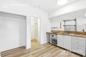 featured image of 2334 Riverside Dr