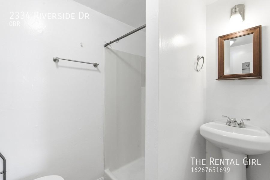 2334 Riverside Dr - Photo 7 of 19