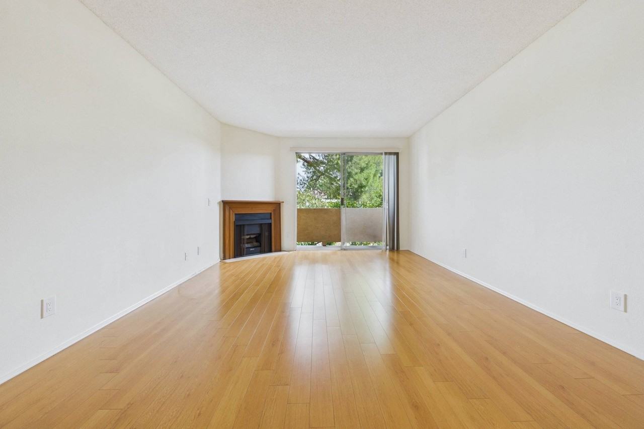 11641 Valley Spring Lane Apartments - Photo 4 of 18