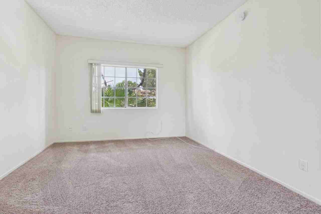 11641 Valley Spring Lane Apartments - Photo 7 of 18