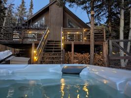 featured image of 450 W Ridge Dr