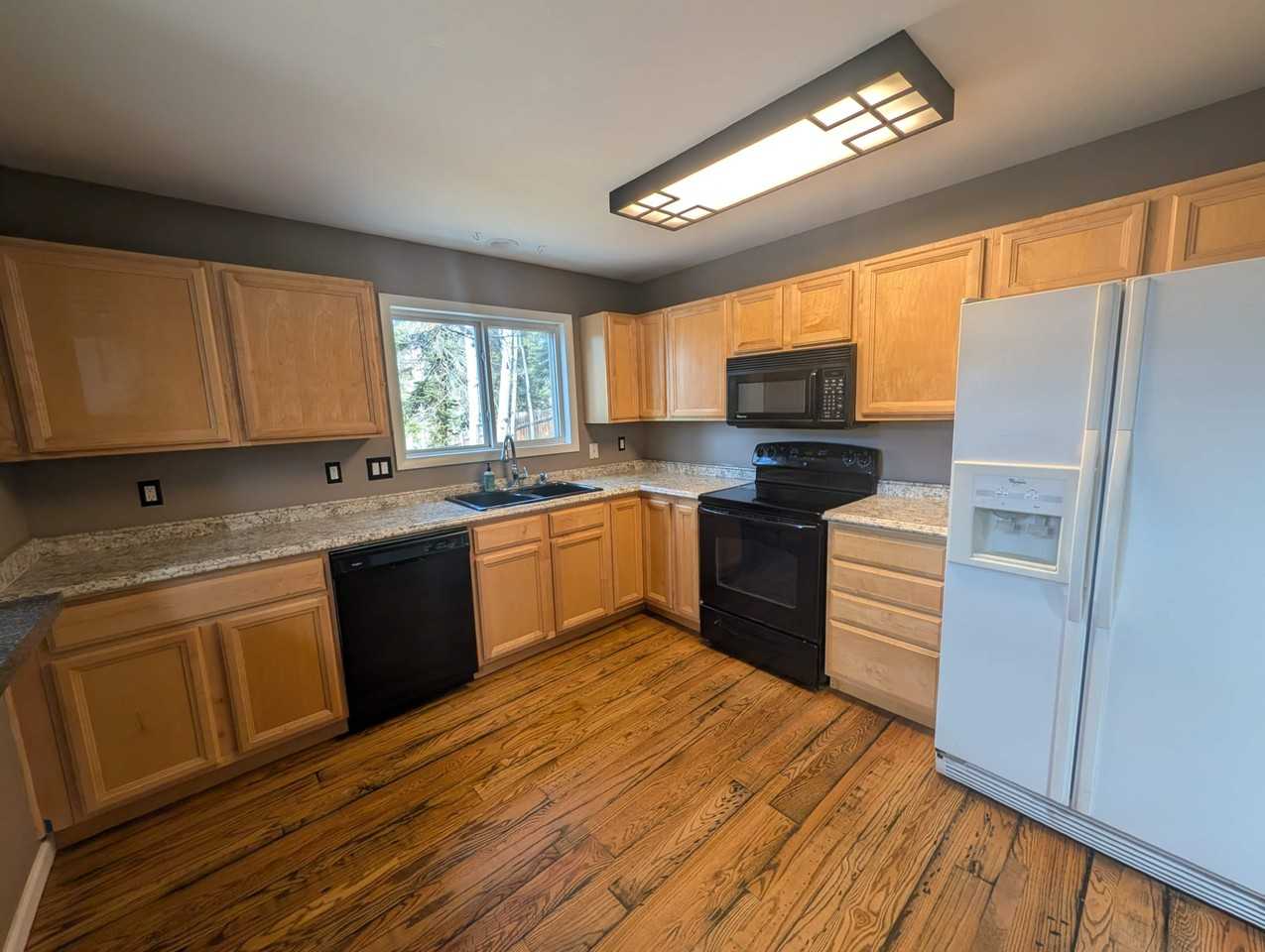 450 W Ridge Dr - Photo 6 of 28