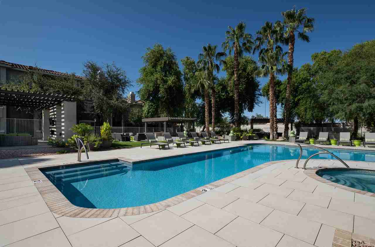 Arrowhead Summit Apartment Homes - Photo 7 of 20