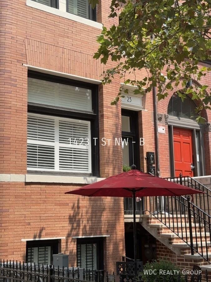 1423 T St Nw #B