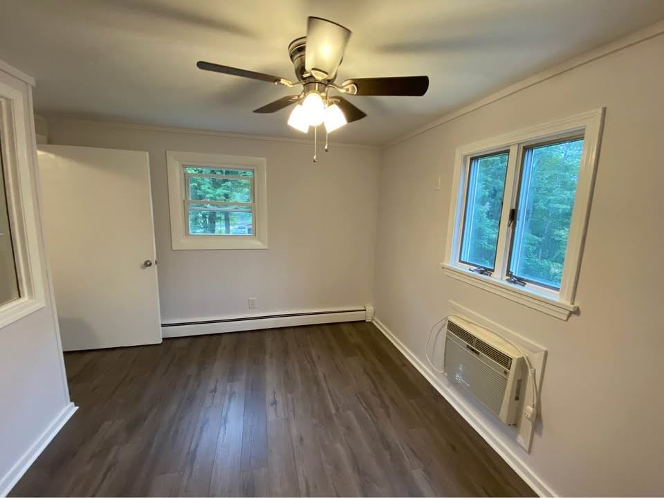 312 Washington St #B - Photo 4 of 15