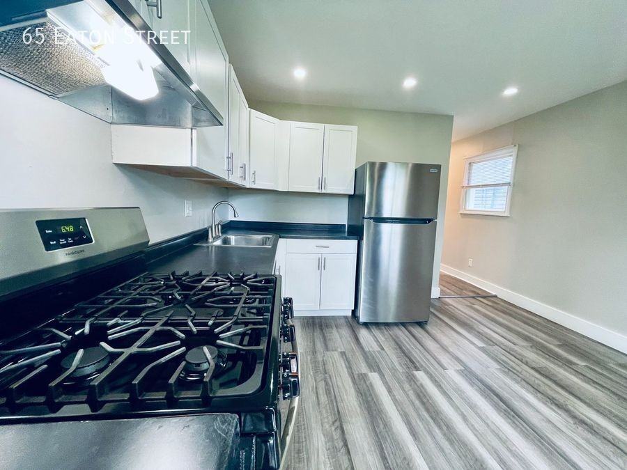 65 Eaton St - Photo 3 of 30