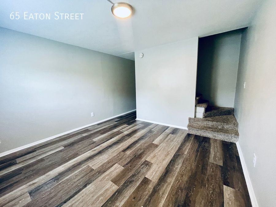 65 Eaton St - Photo 4 of 30