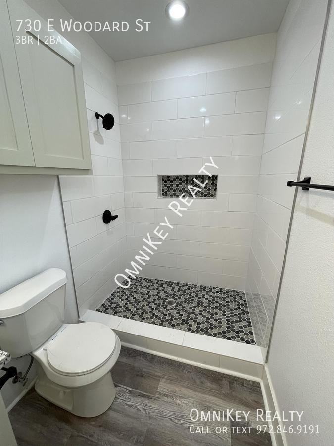 730 E Woodard St - Photo 7 of 13