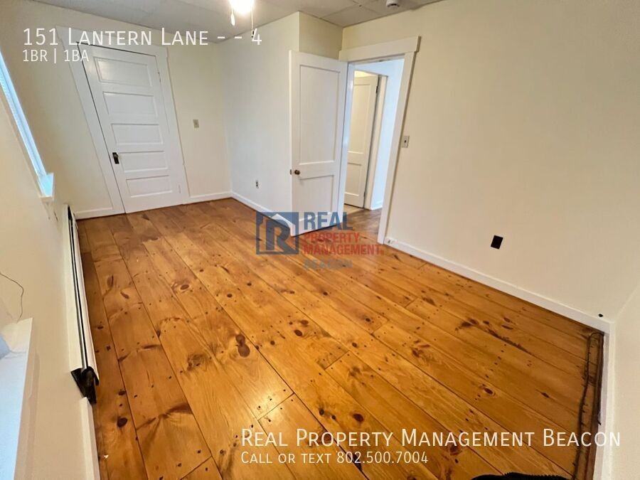 151 Lantern Ln #4 - Photo 5 of 8