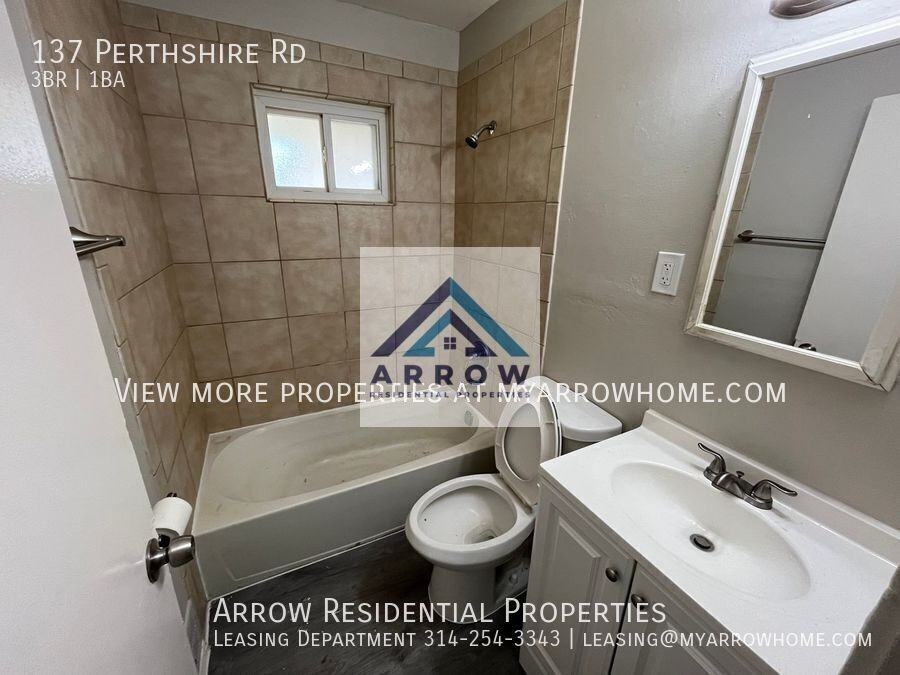 137 Perthshire Rd - Photo 7 of 15