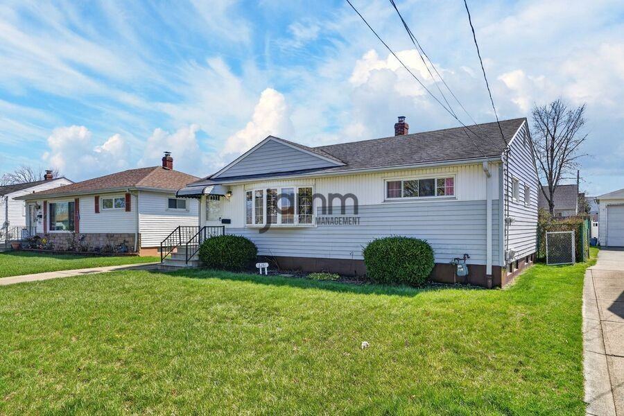 16261 Remora Blvd - Photo 3 of 31