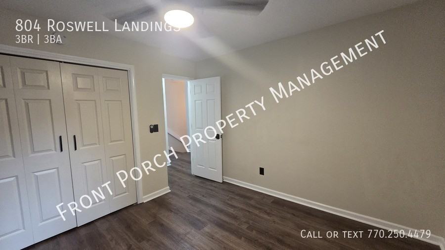 804 Roswell Landings Dr - Photo 7 of 20