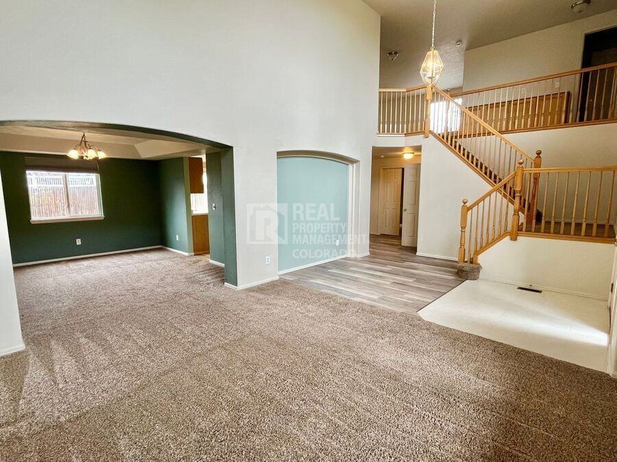 5734 Dolores St - Photo 2 of 23