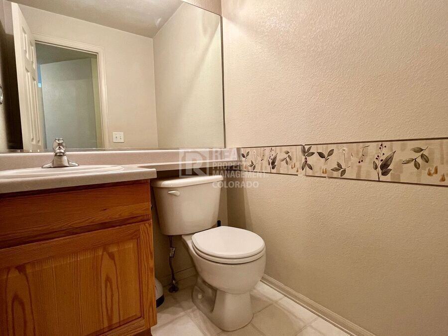 5734 Dolores St - Photo 6 of 23