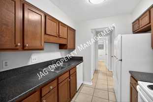 482 Bentwood Ln #B - Photo 1 of 1