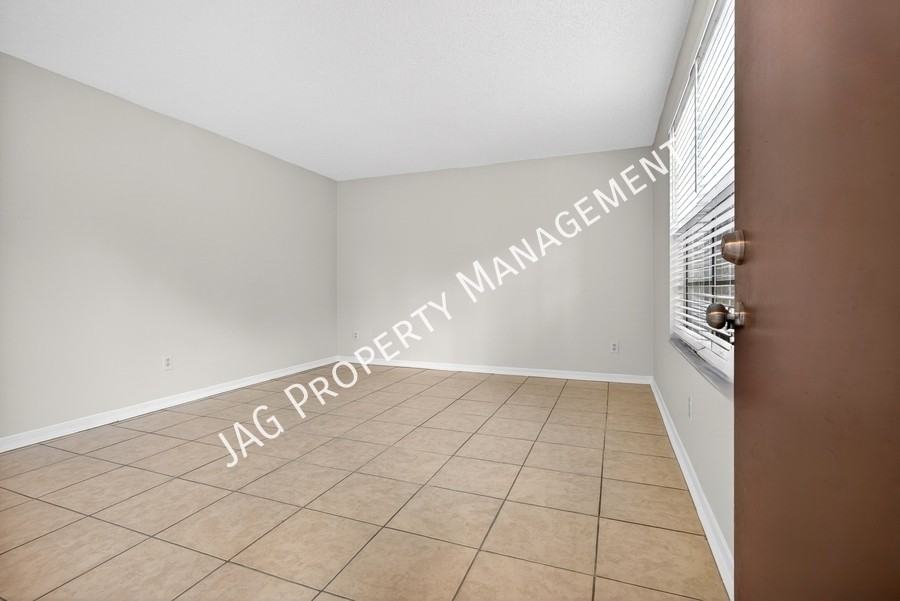 482 Bentwood Ln #B - Photo 6 of 27