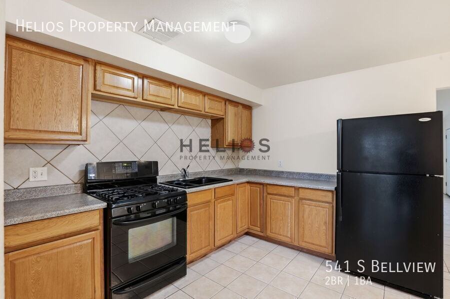 541 S Bellview - Photo 7 of 18