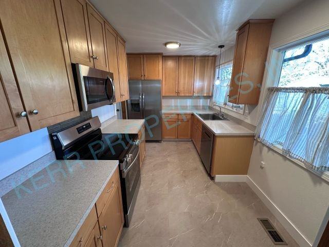 1160 Nw Bella Vista Pl - Photo 5 of 20