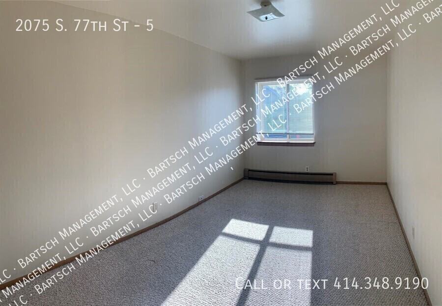 2075 S 77th St #5 - Photo 4 of 6