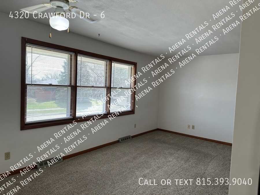 4320 Crawford Dr #6 - Photo 4 of 22