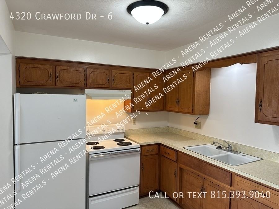 4320 Crawford Dr #6 - Photo 6 of 22