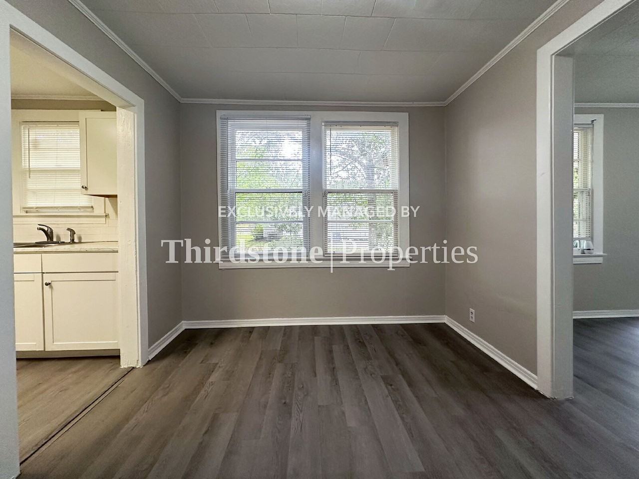 2913 W 2nd St - Photo 5 of 20