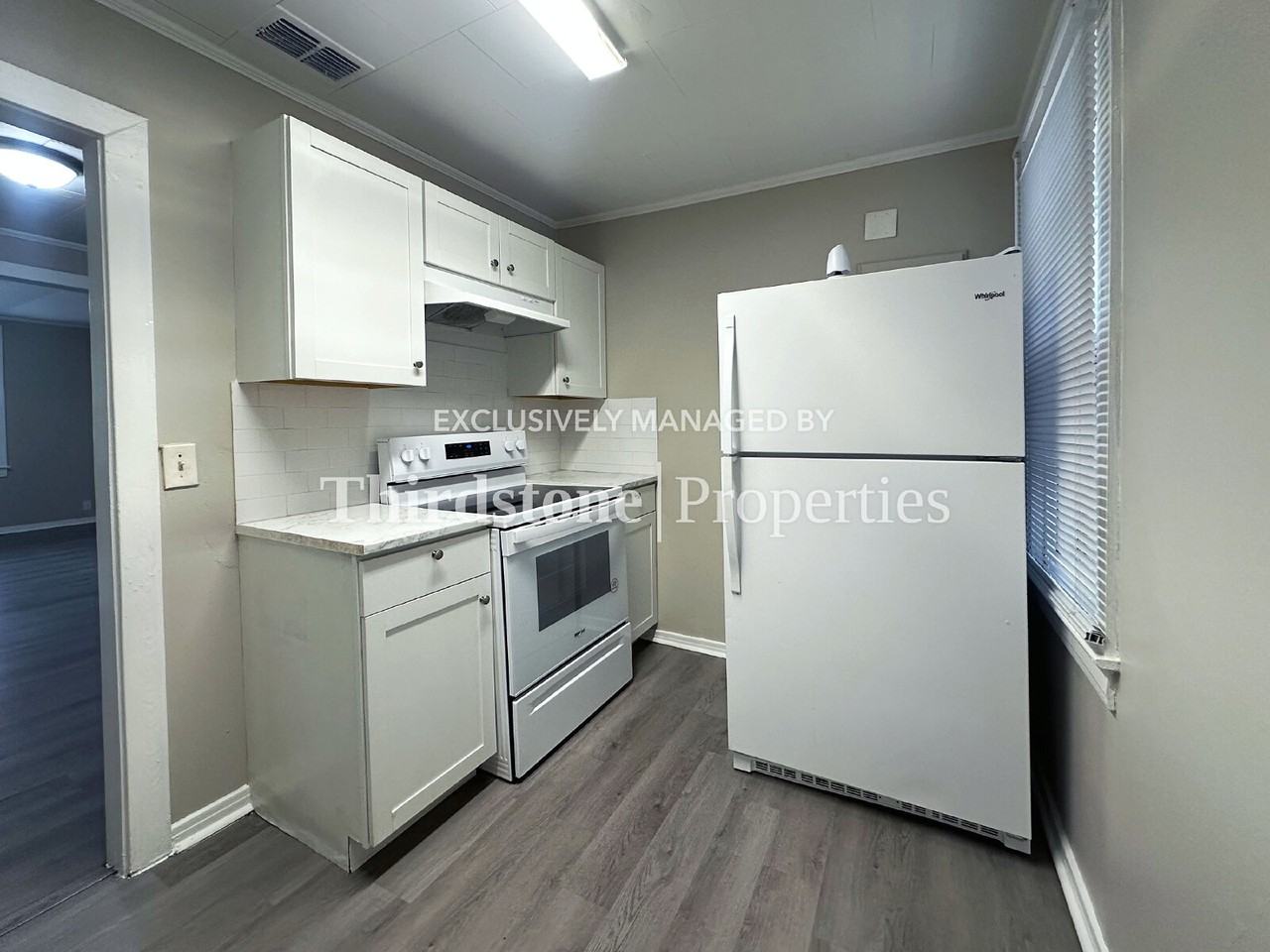 2913 W 2nd St - Photo 7 of 20