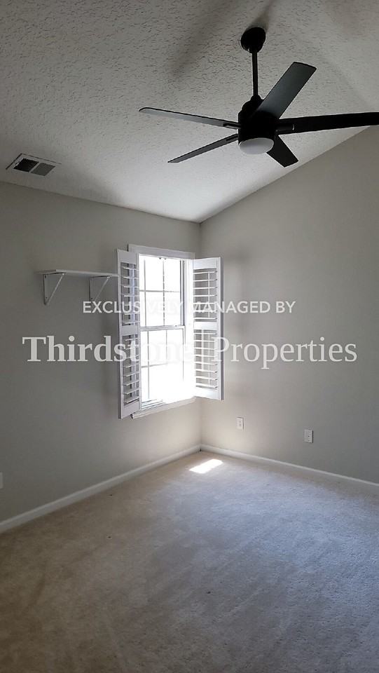 6131 Bartram Village Dr - Photo 7 of 11